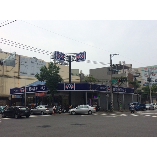 廣告招牌-全聯,諭越廣告工程有限公司