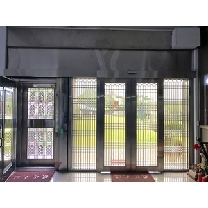 白鐵自動門 , 金世興門窗行