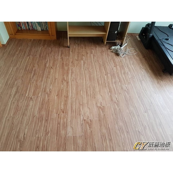 6.4寸超耐磨-赤松,辰藝地板企業社