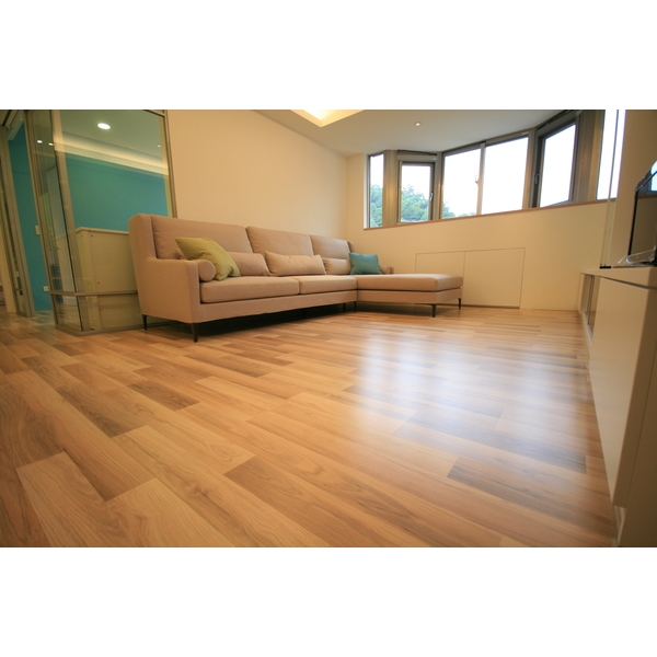 貴族系列7,禾仲國際實業有限公司