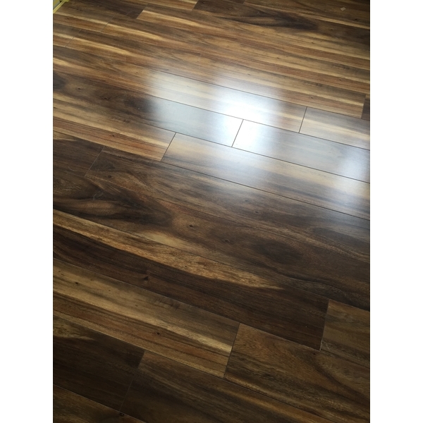 貴族系列13,禾仲國際實業有限公司