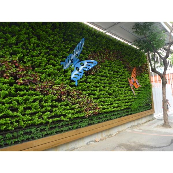 景觀綠牆-永和勝治集圑,宅良工程有限公司