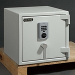 Primat：25-SB-035 , 億保實業有限公司