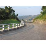 雙層鋼管護欄 - 子強金屬工業有限公司