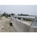 單層鋼管護欄 - 子強金屬工業有限公司