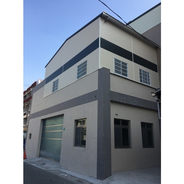 香魚黃裝潢板＆搭配線條鐵灰色-鑫誠鋼板材料行