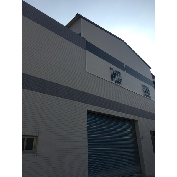 香魚黃裝潢板＆搭配線條鐵灰色-鑫誠鋼板材料行