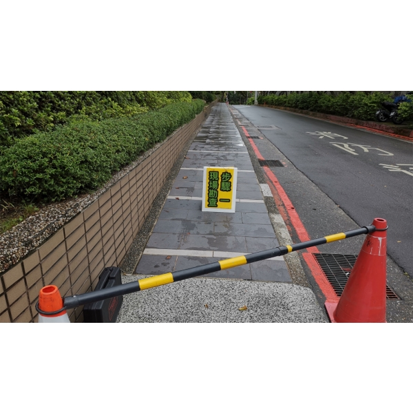 人行道斜坡止滑改善工程 (1),玄閎科技有限公司