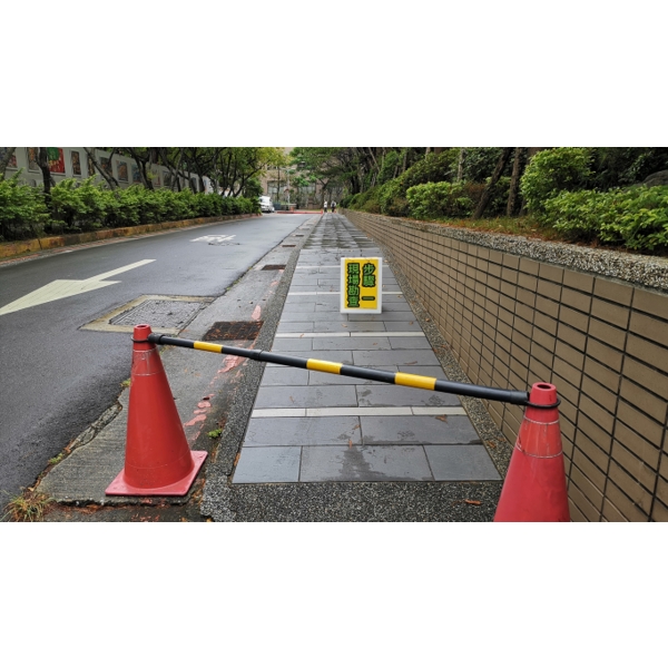 人行道斜坡止滑改善工程 (1)-玄閎科技有限公司