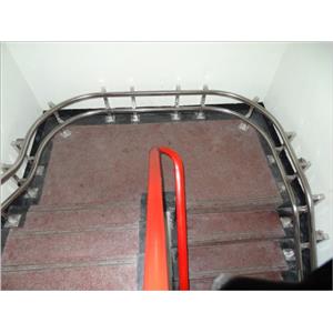 運行軌道(牆壁側