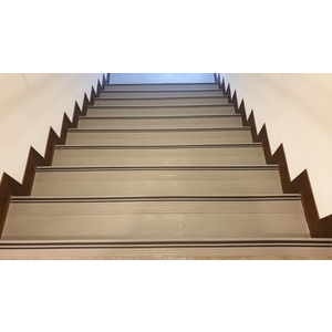 大園工業區服務中心(樓梯止滑板+鋁合金壓條)