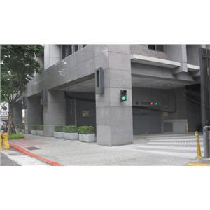 車道LED紅綠燈《型號：GLXA》【特別烤漆之顏色】中型16公分 , 曆達實業有限公司