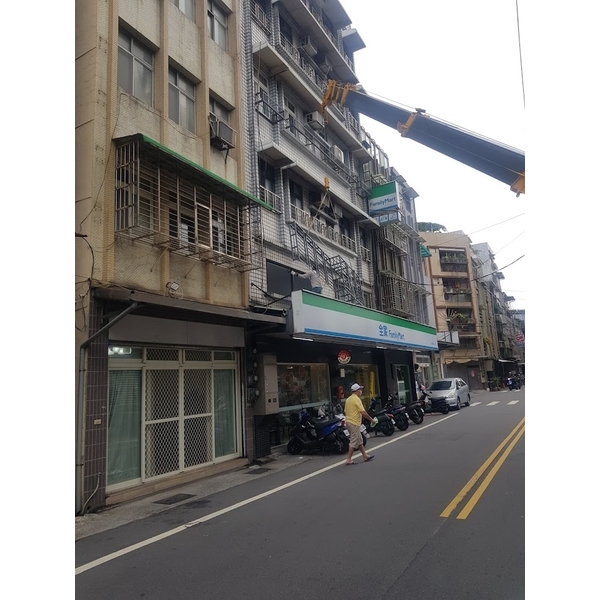 和平島吳小姐-鋁鉄工程-聖福龍有限公司