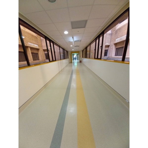 Armstrong晶盾無縫醫療級地板