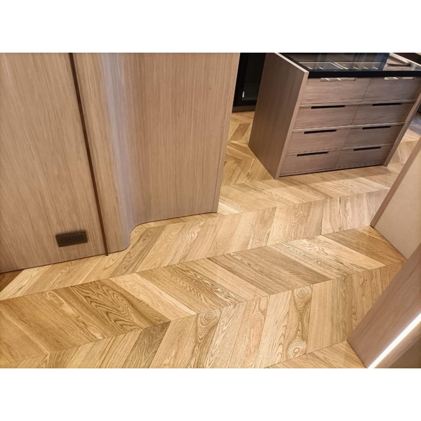 300條實木貼皮海島型魚骨拼