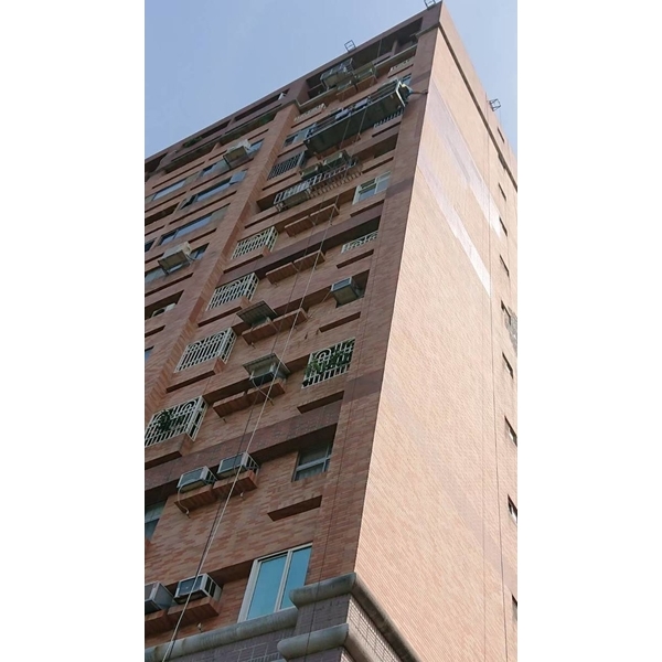 外牆磁磚剝落修繕工程 外牆磁磚剝落修繕工程-鑫瑋工程有限公司