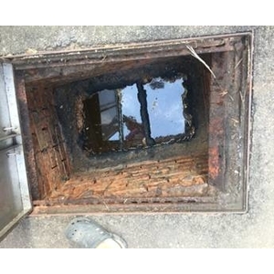 六福村清理化糞池施工照