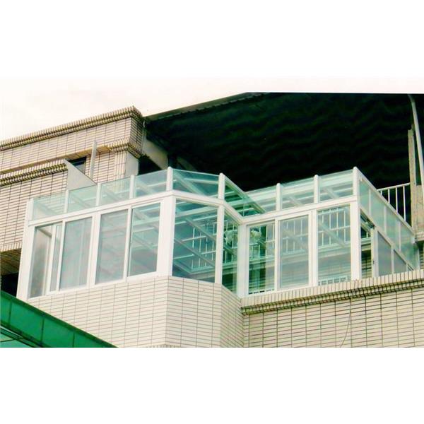 玻璃屋,大川實業社