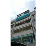 平面遮雨棚蓋PC板 - 鼎發鋁門窗