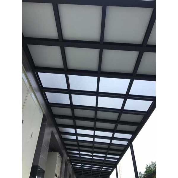 採光罩車庫,鼎發鋁門窗