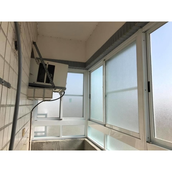 氣密窗 氣密窗,鼎發鋁門窗