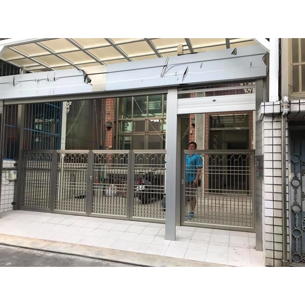 折推門,鼎發鋁門窗