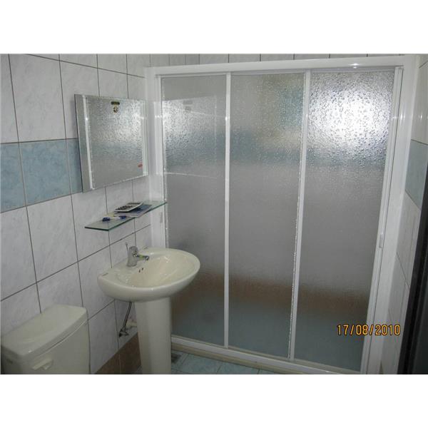 有框式乾溼分離門