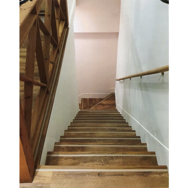 陳公館止滑條安裝工程