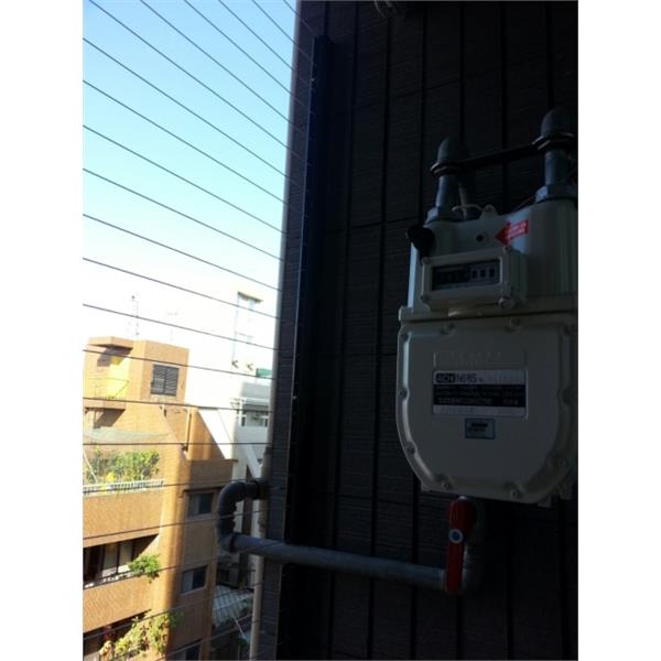 隱形鐵窗閃過障礙物 隱形鐵窗閃過障礙物,尚勇科技有限公司