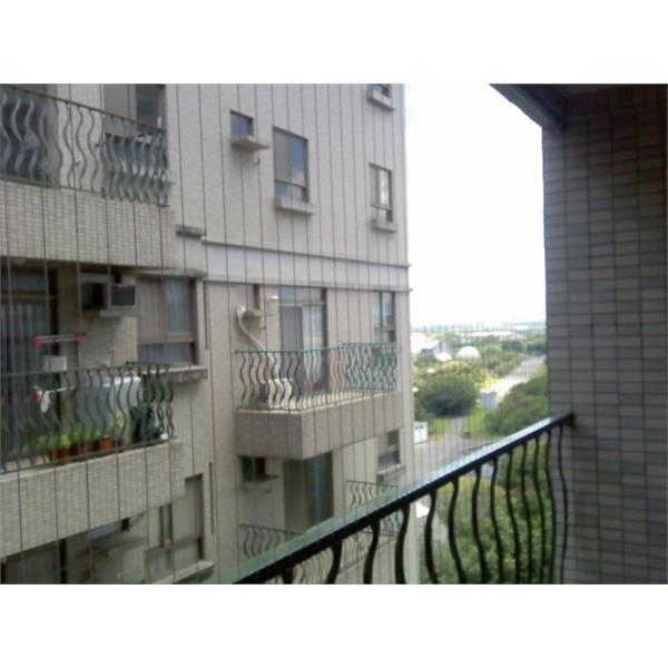 陽台隱型鐵窗 陽台隱型鐵窗,尚勇科技有限公司