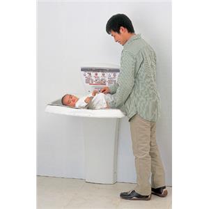 BS-F42尿布替換枱(落地式) , 台灣康貝股份有限公司