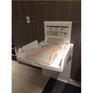 OK-F11豪華型尿布台