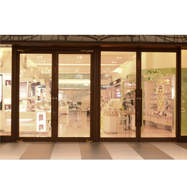 台北统一阪急百貨-平衡易推門