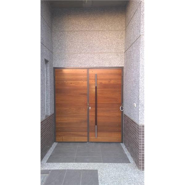 柚木管制門-承品工程行