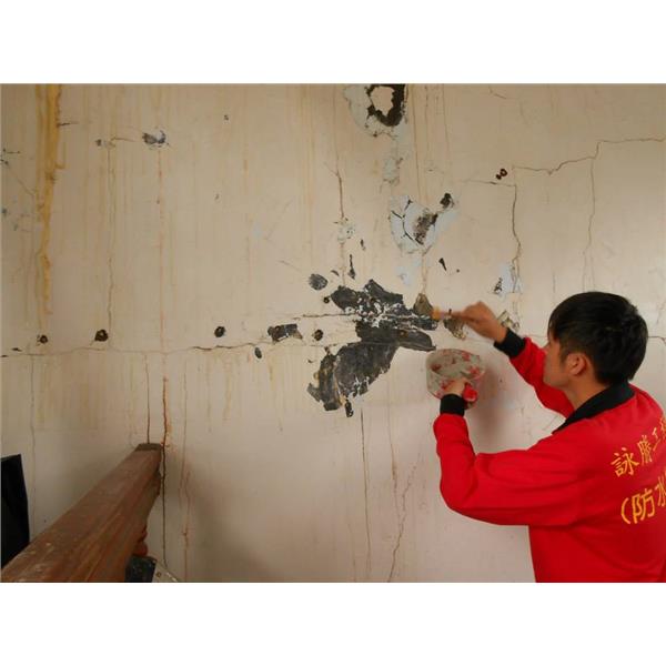 牆面高壓灌注後 牆面高壓灌注後,詠勝工程行