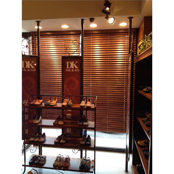 木百葉,第一布室內裝璜有限公司