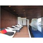 泳池棧道、天花板格柵與壁飾 - 尚順木業科技有限公司