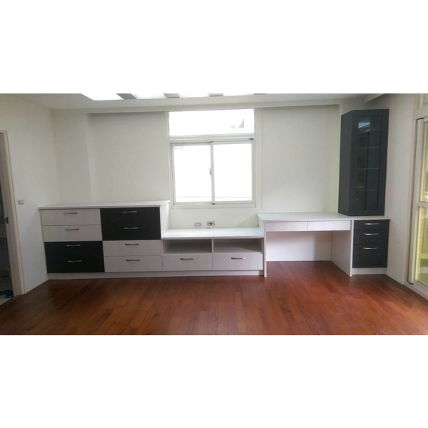 主臥室-品居不銹鋼系統櫥俱企業社