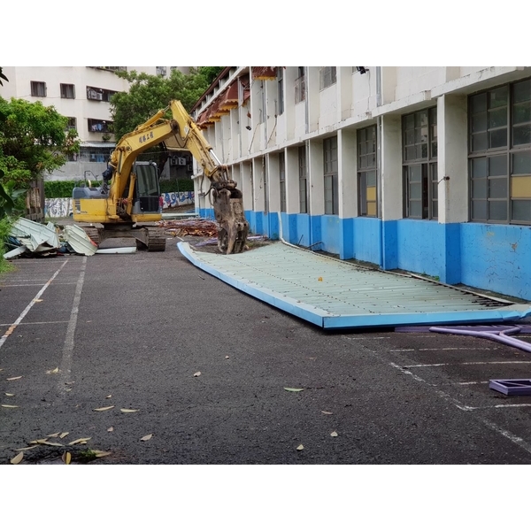 頂樓鐵皮屋吊掛拆除