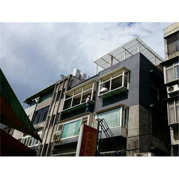 鋁門窗修改-建興鋁門窗工程行