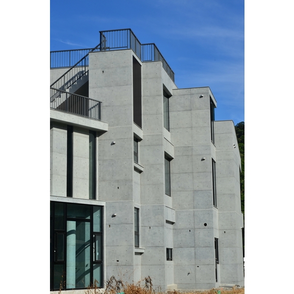 鋁合金抗污導水板安裝實例 鋁合金抗污導水板安裝實例,瑞克大衛國際有限公司