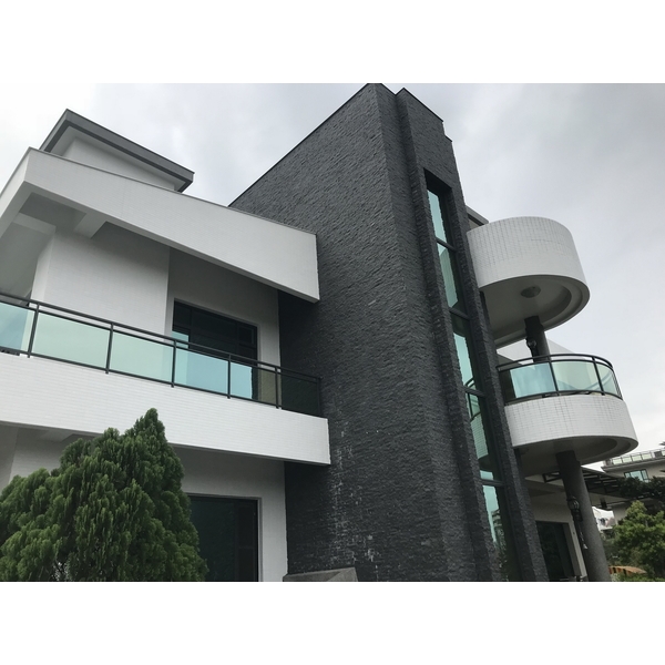 鋁合金抗污導水板安裝實例,瑞克大衛國際有限公司