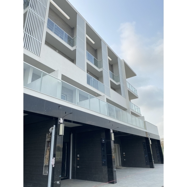 鋁合金抗污導水板安裝實例,瑞克大衛國際有限公司