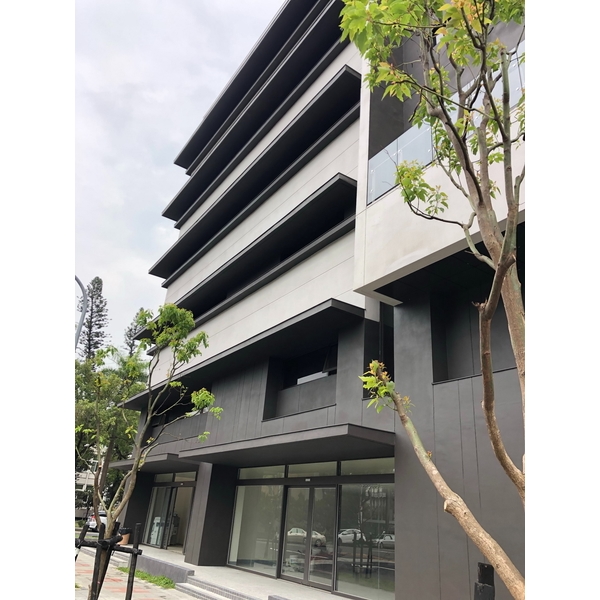 鋁合金抗污導水板安裝實例 鋁合金抗污導水板安裝實例,瑞克大衛國際有限公司