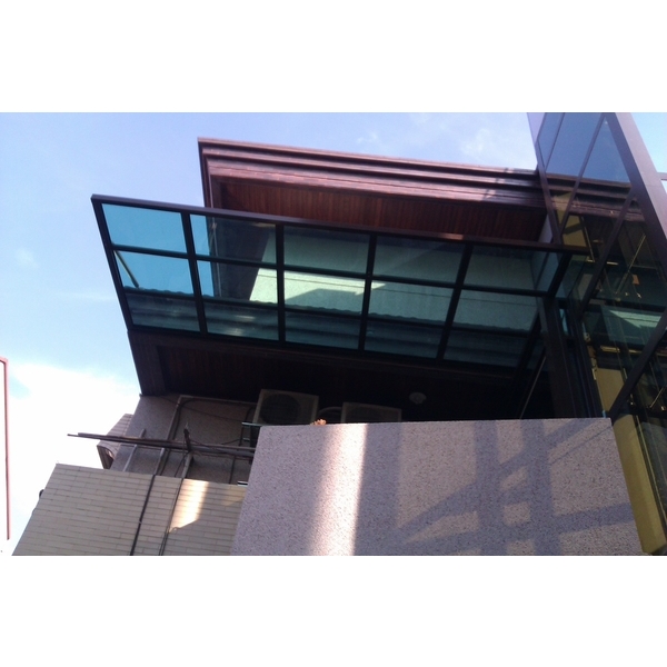 玻璃採光罩2,弘大鋼鋁門窗行