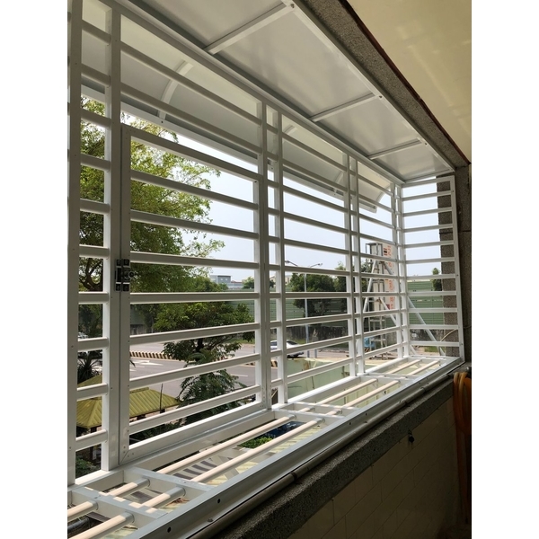 鋁管防盜窗2,弘大鋼鋁門窗行