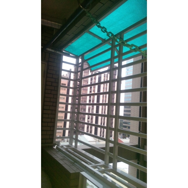 鋁管防盜窗20,弘大鋼鋁門窗行