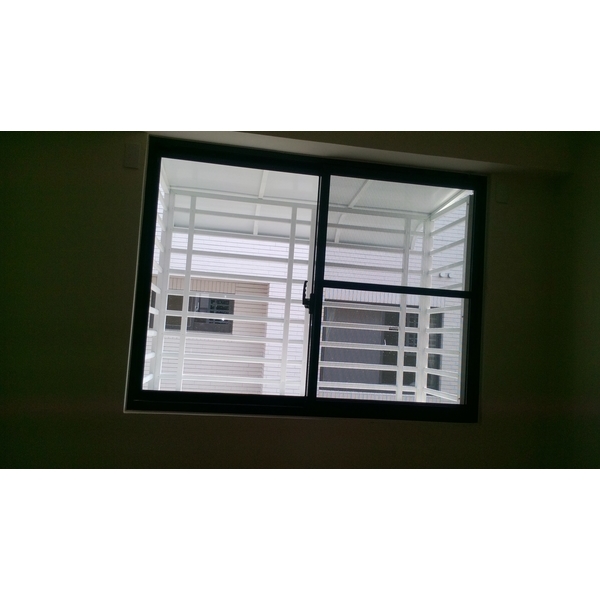 鋁管防盜窗19,弘大鋼鋁門窗行