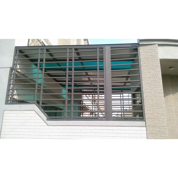 鋁管防盜窗24,弘大鋼鋁門窗行