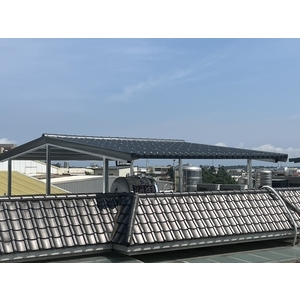 屋頂琉璃瓦施作